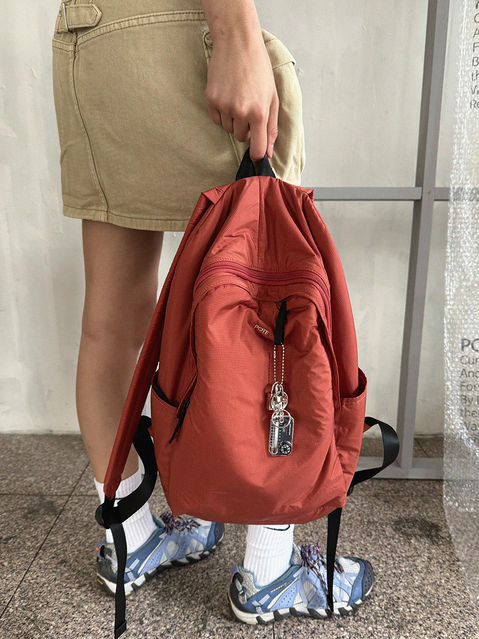 0002 HideSlot Classic Backpack _Orange Brick