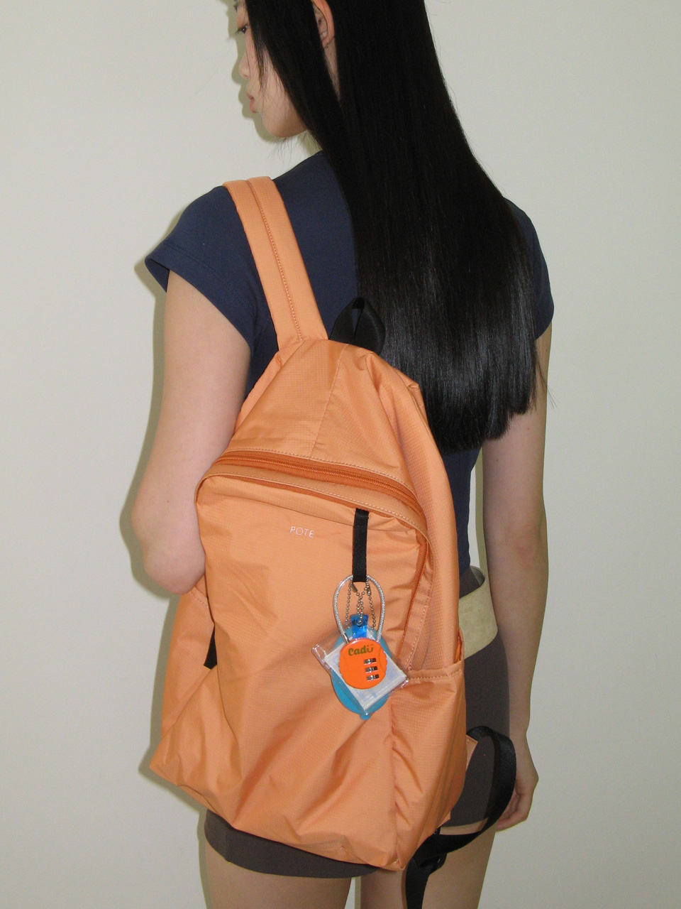 0002 HideSlot Classic Backpack _Apricot