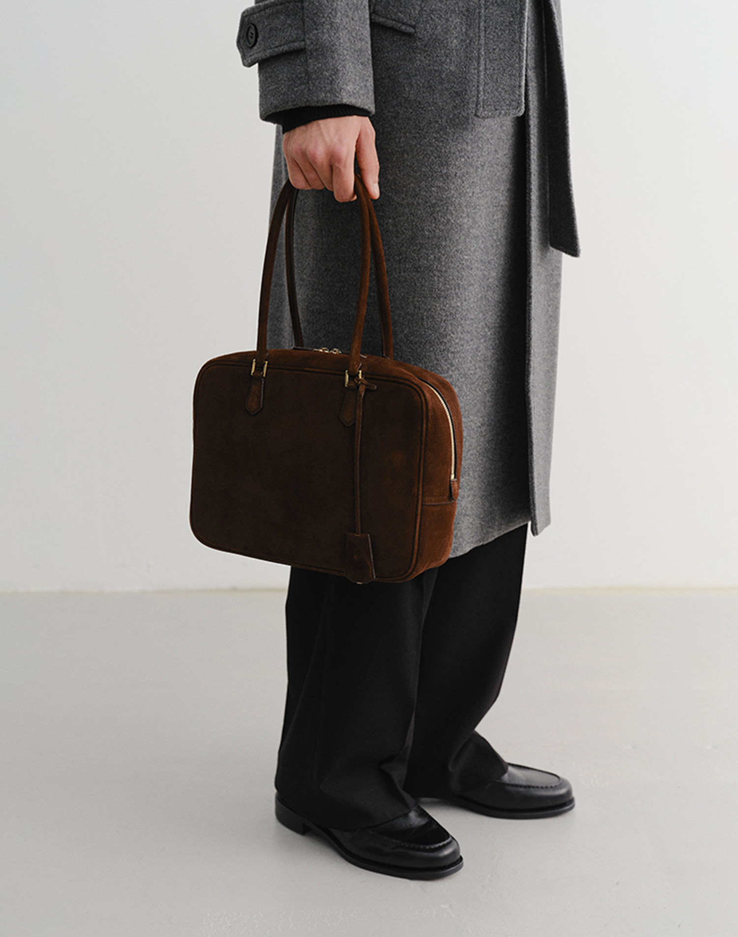 CLASSIC 28 SUEDE BAG DEEP BROWN_M_UDBA5F211W3