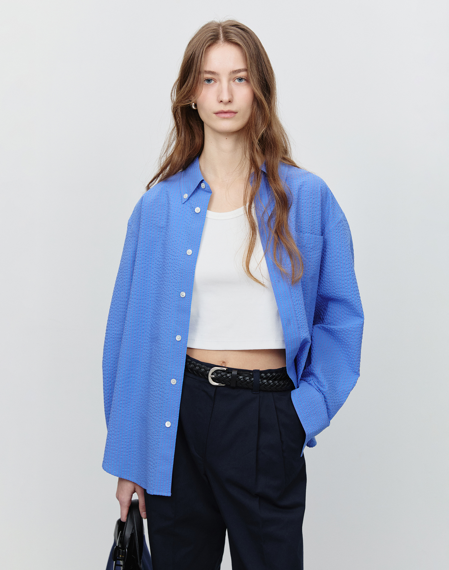 D-BUCKLE TWIST LEATHER BELT BLACK_UDBE5F205BK