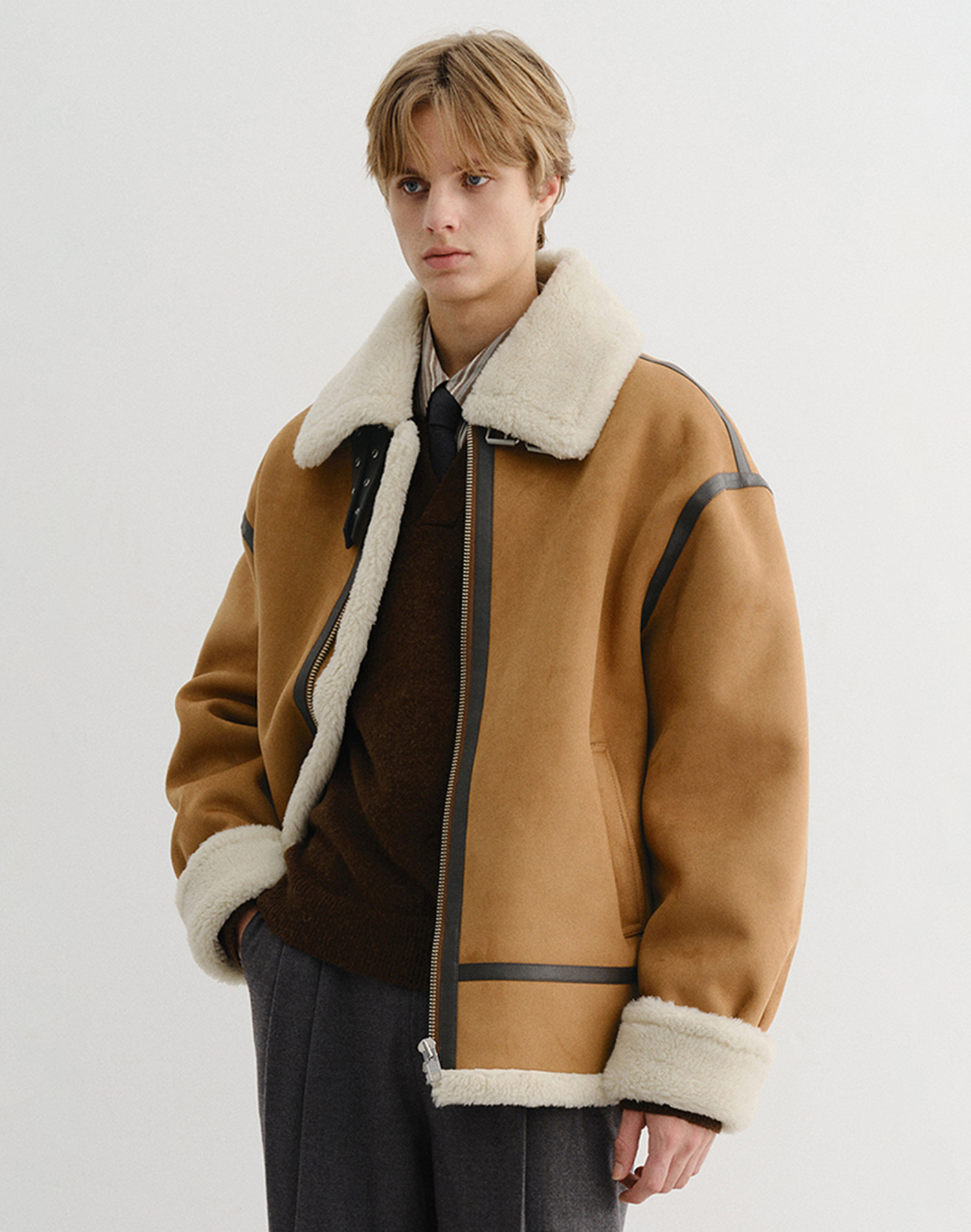 UNISEX LOOSE FIT LINE SHEARLING JACKET CAMEL_M_UDJU5D123CM