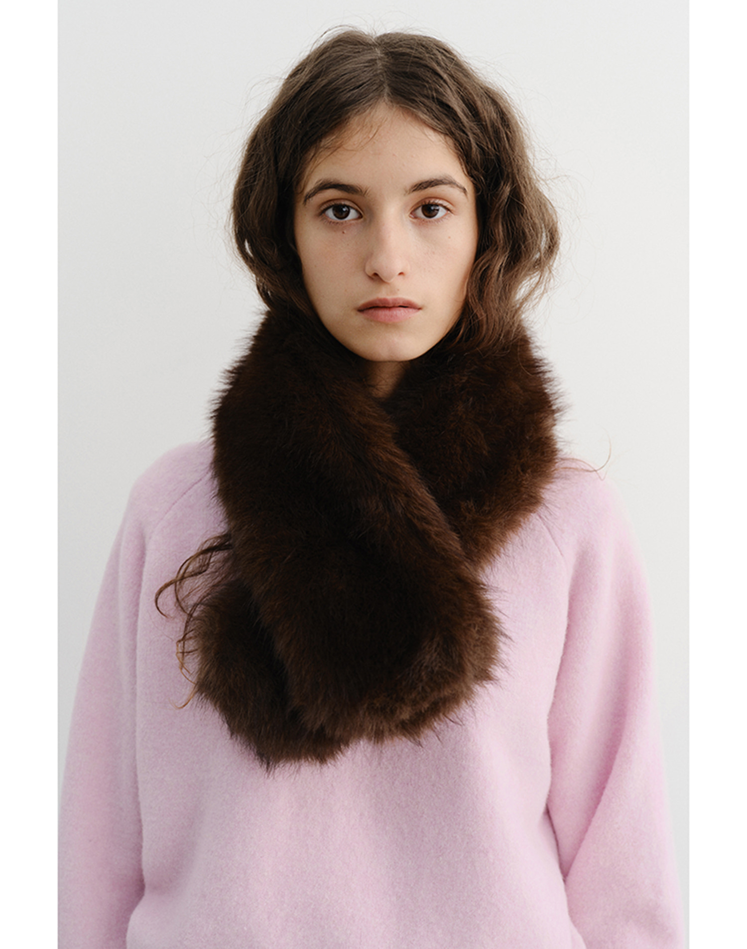 FUR MUFFLER BROWN_UDMU5F104W3