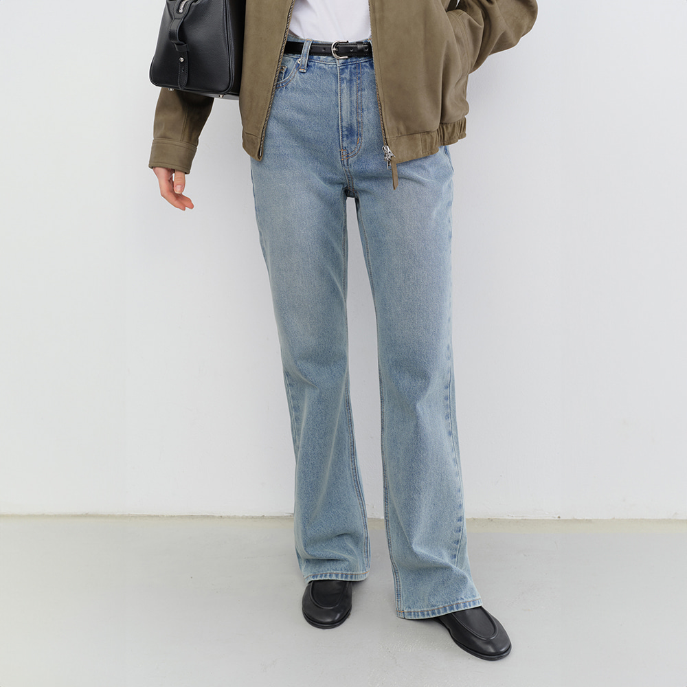 RELAXED FLARE JEANS LIGHT BLUE_UDPA5C210B1