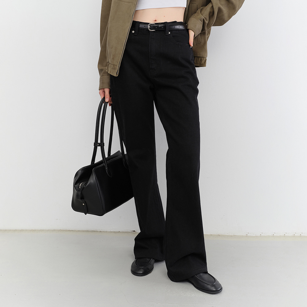 RELAXED FLARE JEANS BLACK_UDPA5C210BK