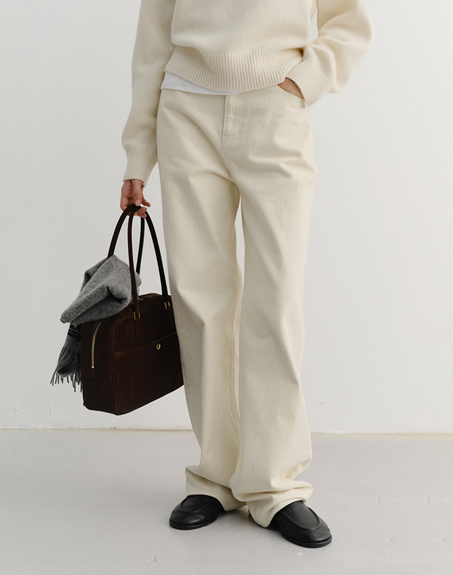 STRAIGHT CORDUROY PANTS CREAM_UDPA5D230CR