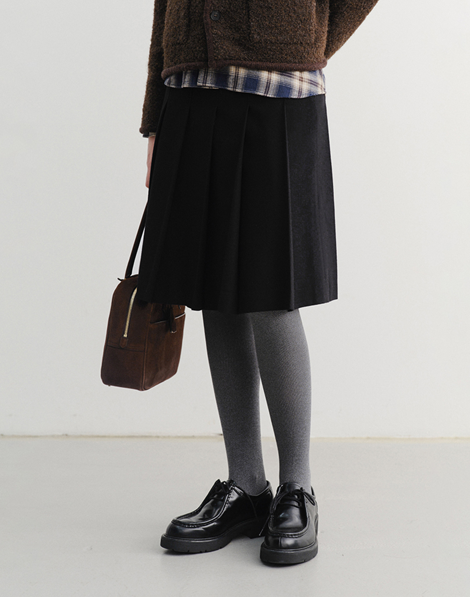 FLANNEL PLEATS MIDI SKIRT BLACK_UDSK5D222BK