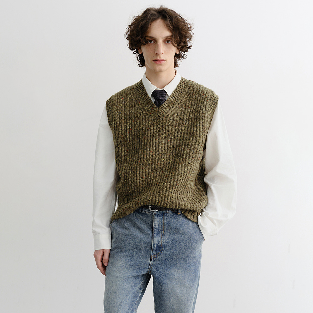 UNISEX V-NECK KNIT VEST OLIVE_M_UDSW5C113K1