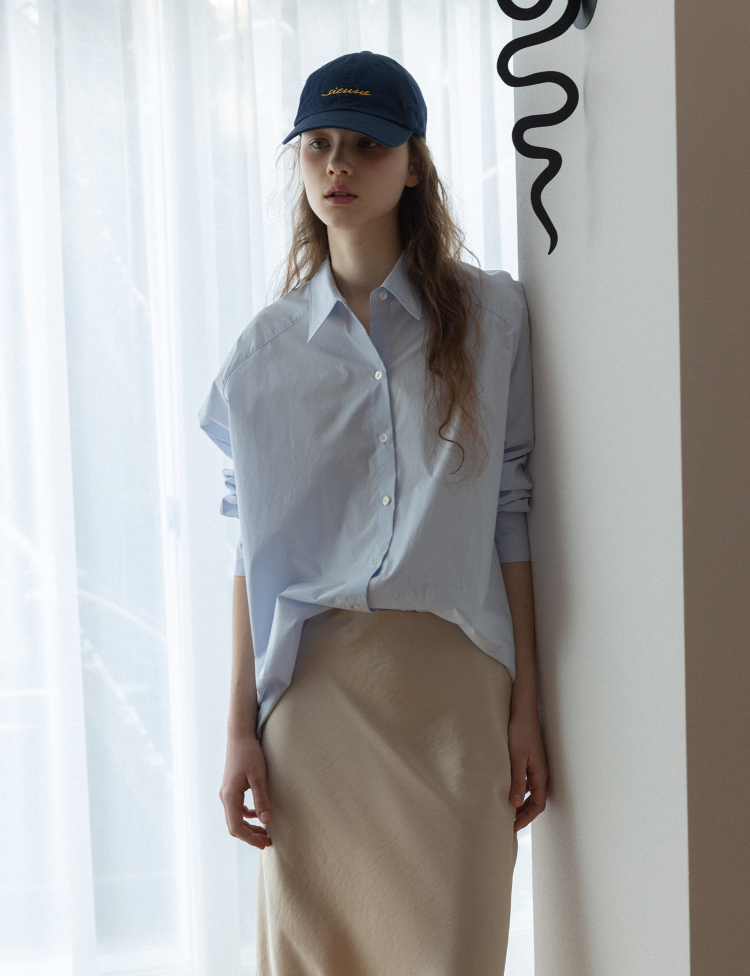 Vella Raglan Shirt (Light Blue)