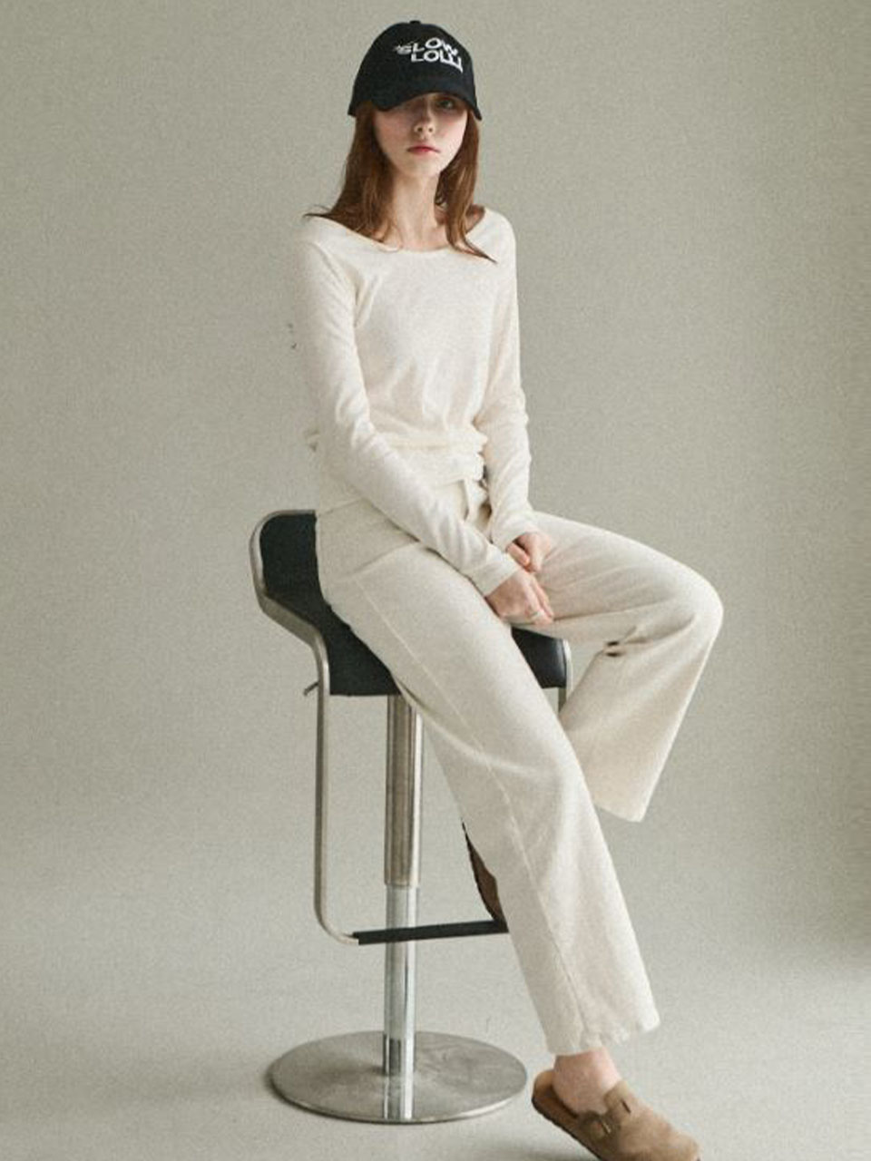 Boat neck basic long sleeve t-shirt_3 Colors