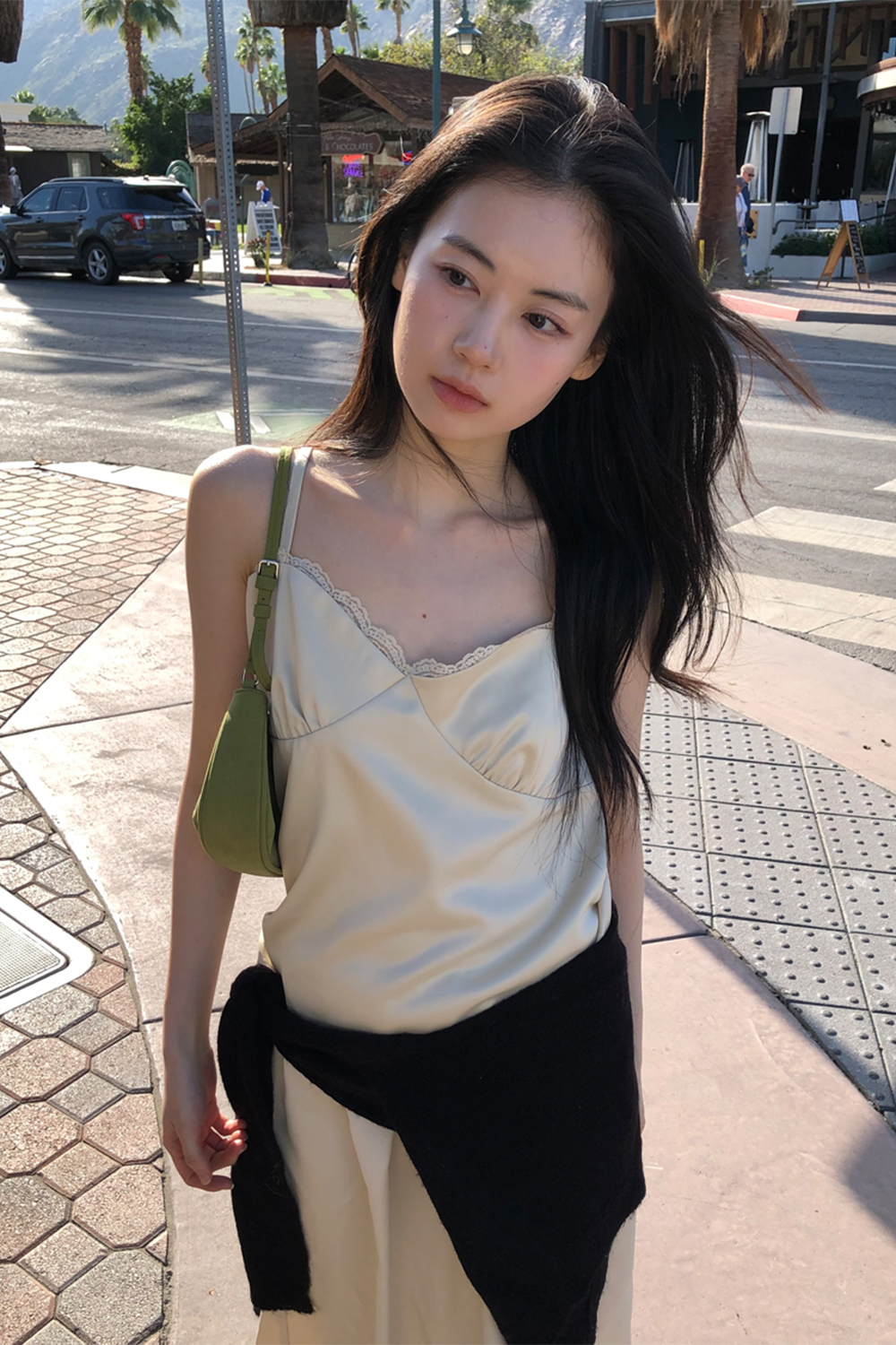 Satin lace top_butter