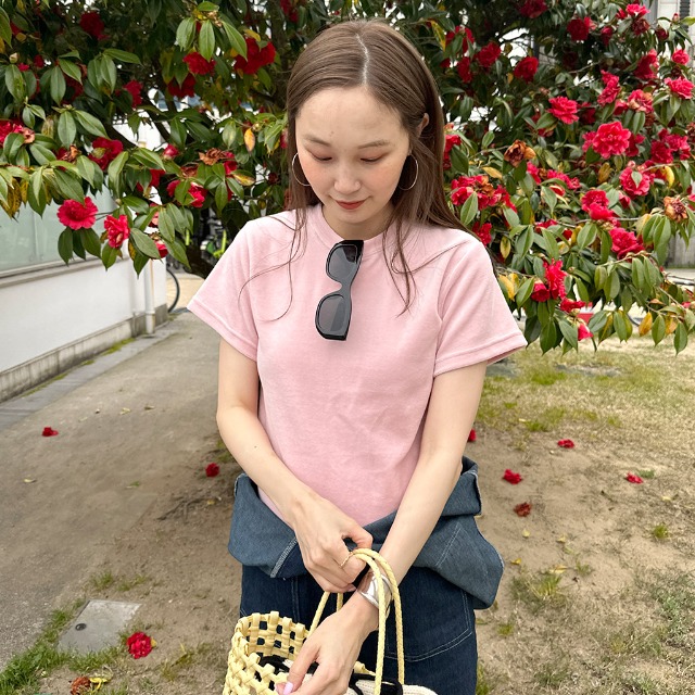 ラウンドネックベロアTシャツ