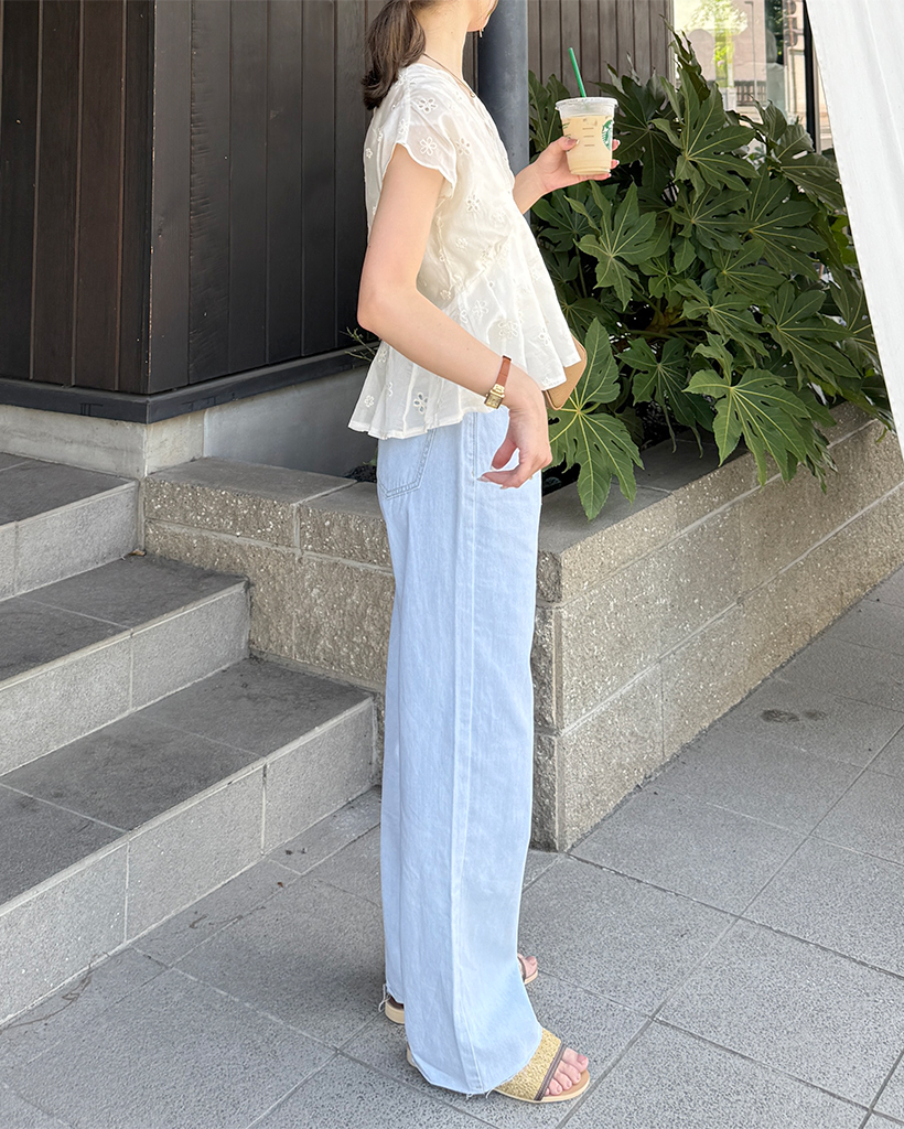 Vネック刺繍ブラウス | ファッション通販サイト NUGU