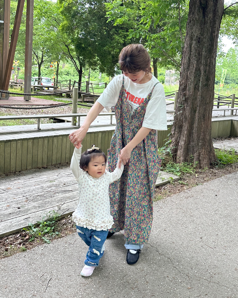 ミュルダール MYRDAL ヴィンテージフラワーティアードワンピース ゆったり セール】ヴィンテージフラワー柄パイピングティアードワンピース