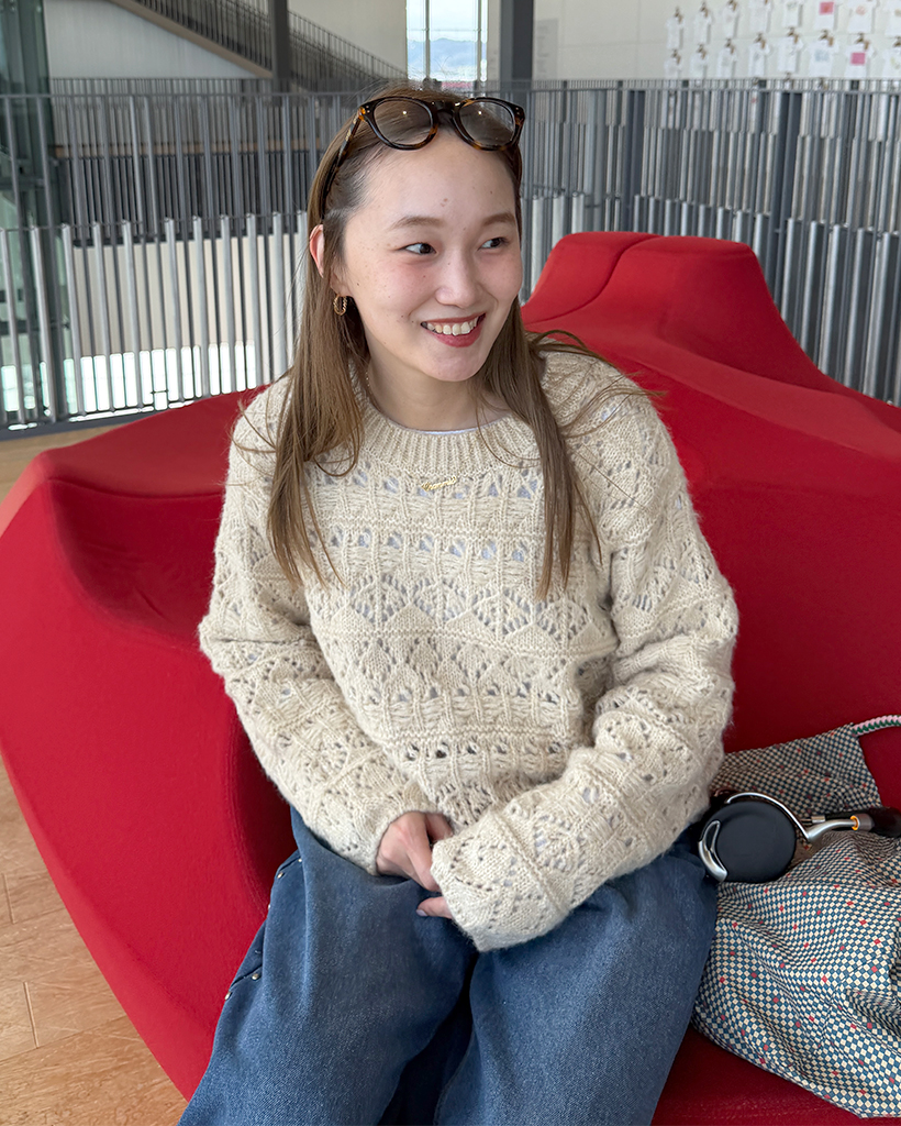 ルーズスカシニット