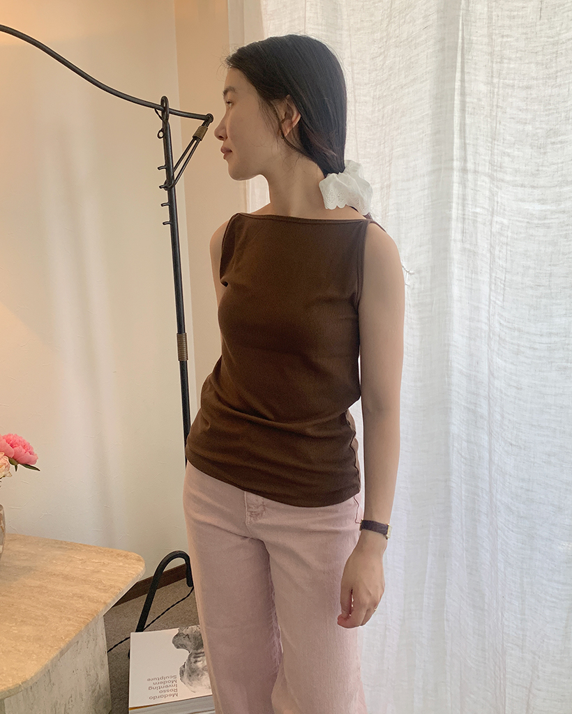 モカボートネックタンクトップ | ファッション通販サイト NUGU モカボートネックタンクトップ | ファッション通販サイト NUGU