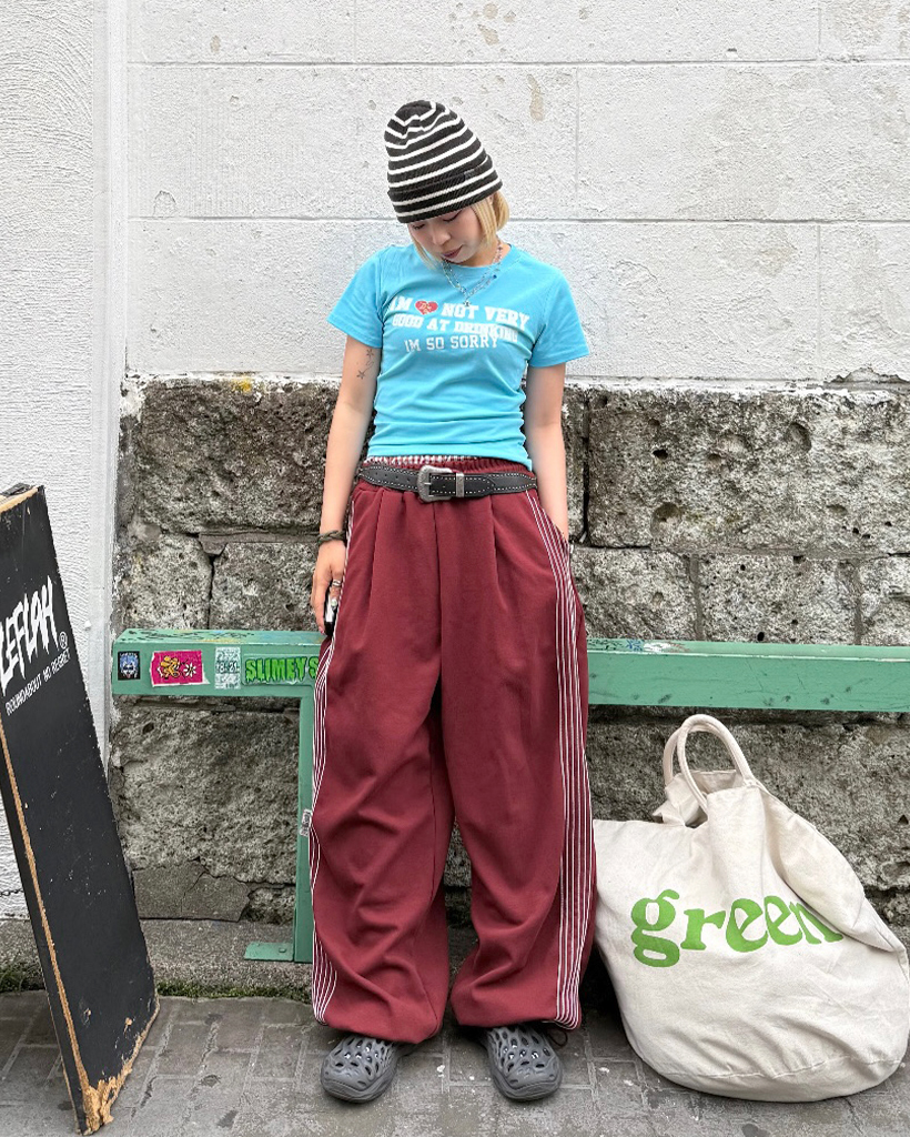   JEANS リブ クロップド半袖Tシャツ 関税込 楽天市場】【SALE／79%OFF】(W)リブ クロップド半袖トップス GAP