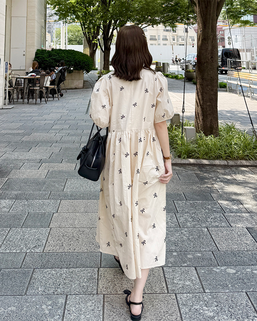 ☆美品☆Rene 近年モデル　ボウタイシフォンワンピース　パール　完売品 SALE20)(M〜LL)シフォンジョーゼットボウタイ ウォッシャブル