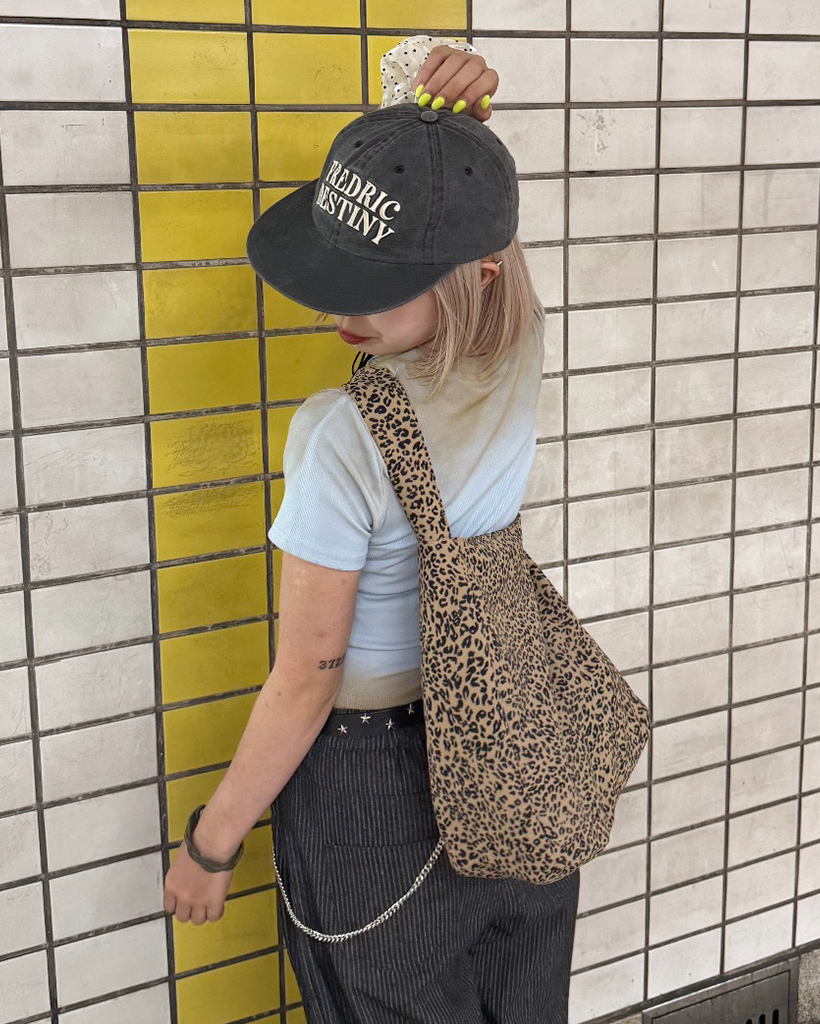 タイダイスタッズクロップドTシャツ | ファッション通販サイト NUGU