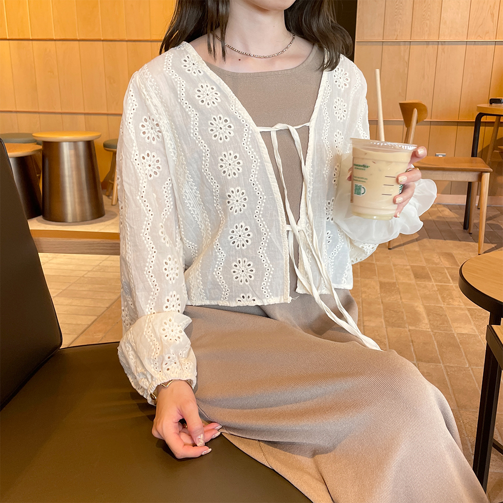 フラワーパンチングカーディガン | ファッション通販サイト NUGU