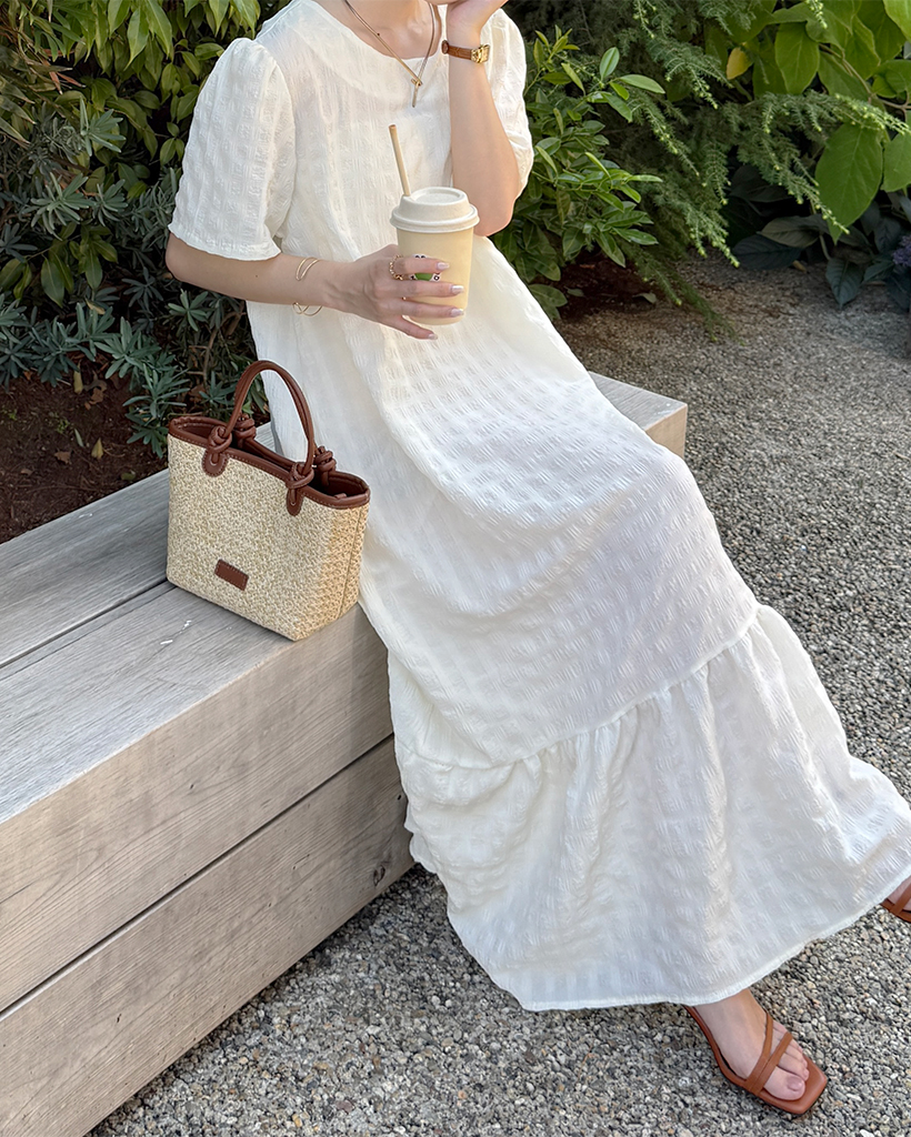 裾フリルロングワンピース | ファッション通販サイト NUGU
