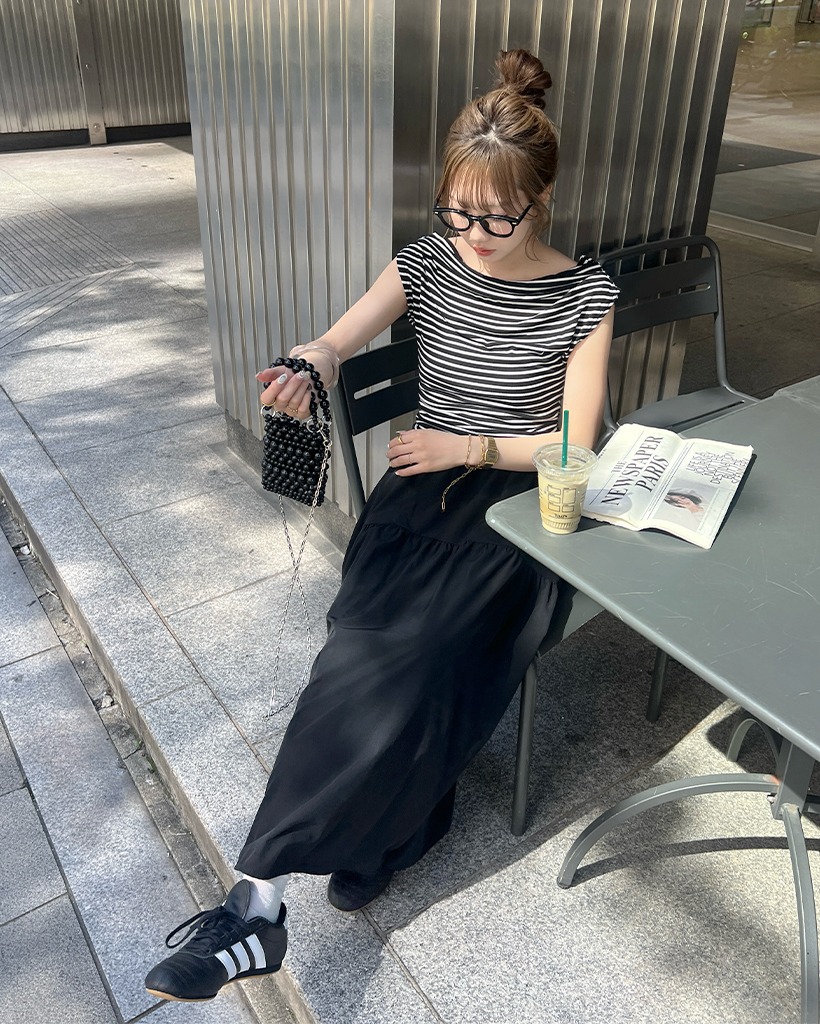 ソブ　オフショルダー ブラック Tシャツ 36 MADE] フェルンプリントオフショルダーロングスリーブTシャツ