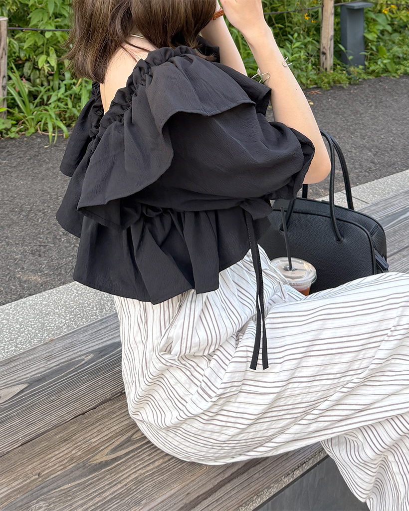 フリル付きオフショルダー トップス グレー フリルオフショルトップ / GRACE CONTINENTAL | GRACE