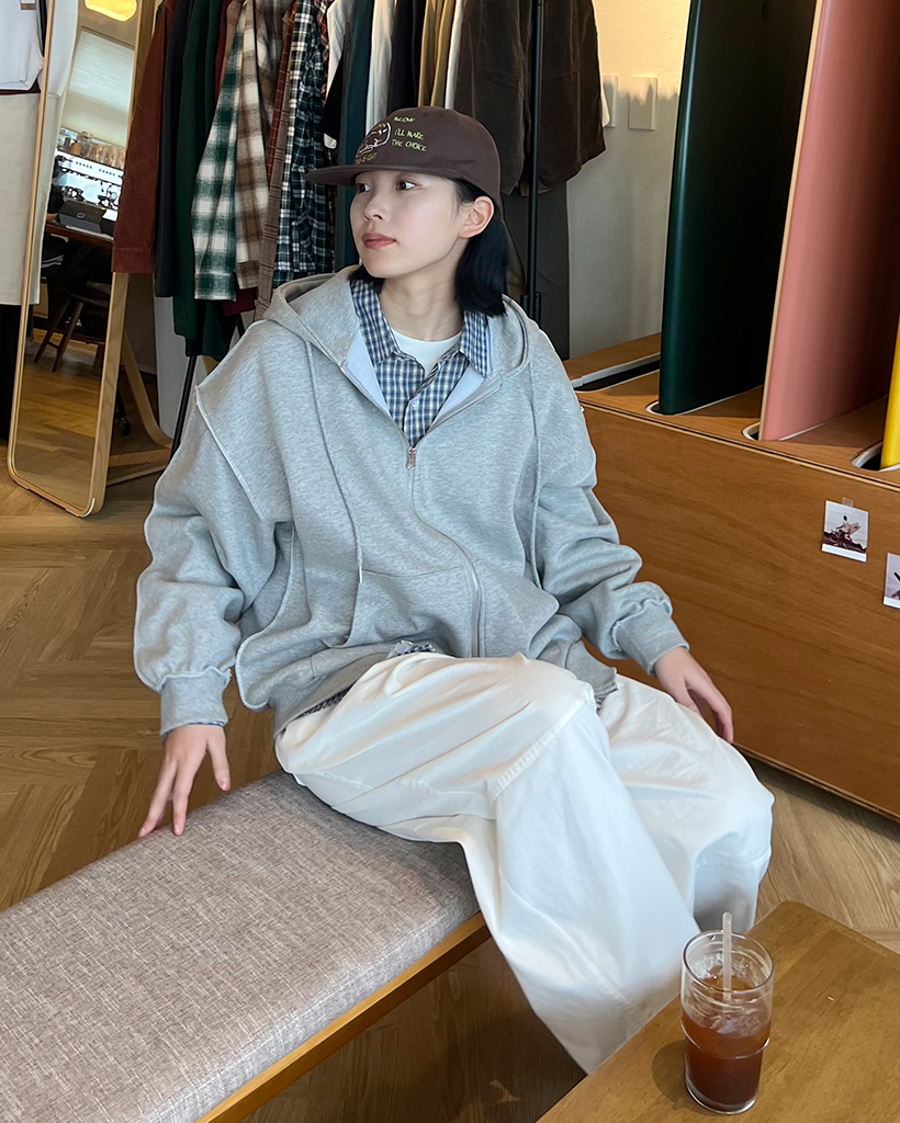 Grails フードジップアップです フードジップパーカー×ショートパンツボアセットアップ[ze881