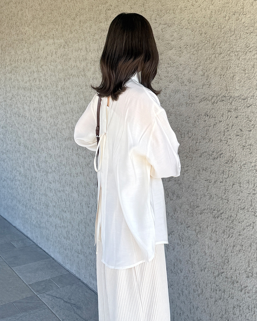 ご専用バックconscious可愛く決まる襟ぐりリボン バックリボングロッシーシャツ | ファッション通販サイト NUGU