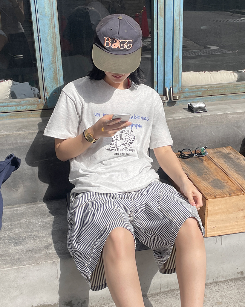 てん⭐︎JULYNINE プリント Tシャツ 半袖 ホワイト タイガー プリントTシャツ ゆったりシルエット[品番