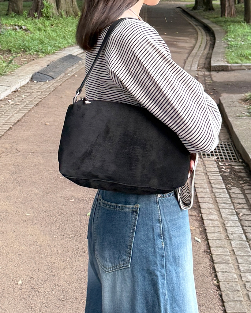 デイリースエードスクエアショルダーバッグ | ファッション通販サイト NUGU