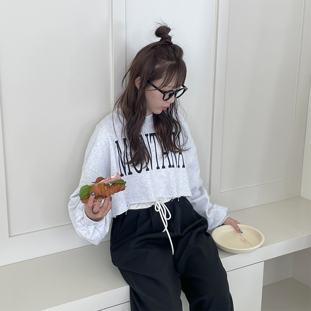 【boohoo】アップリケ クロップド スウェット セットアップ org.jpg