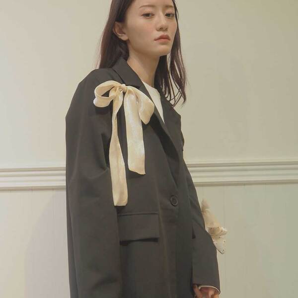 予約商品・リボン付きブラックジャケット | ファッション通販サイト NUGU