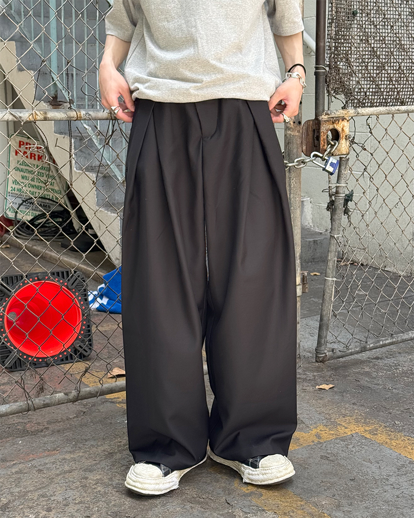UNKNOWN ブラック スラックス M 3_PipkIwK.jpg