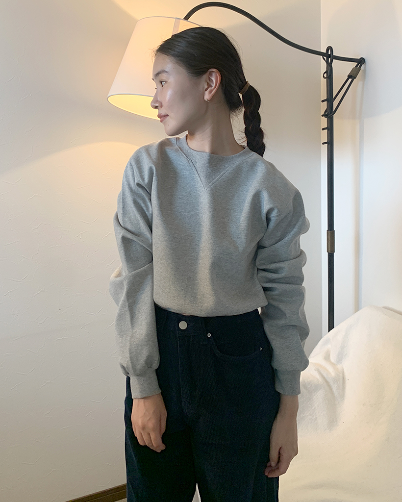 ベーシッククロップドスウェットシャツ | ファッション通販サイト NUGU