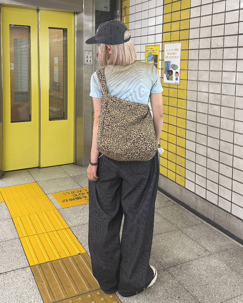 タイダイスタッズクロップドTシャツ | ファッション通販サイト NUGU