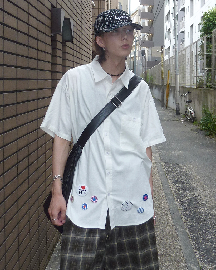 ブルーボーダー缶バッジ | ファッション通販サイト NUGU