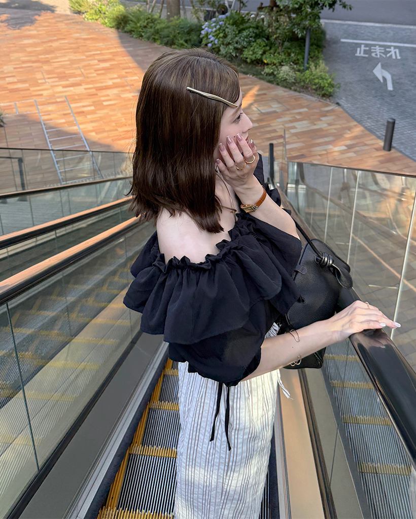 ツーウェイフリルオフショルブラウス | ファッション通販サイト NUGU