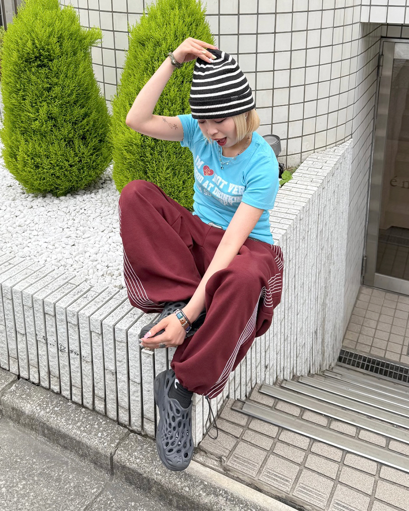ユニセックス)トラックディテールスウェットパンツ