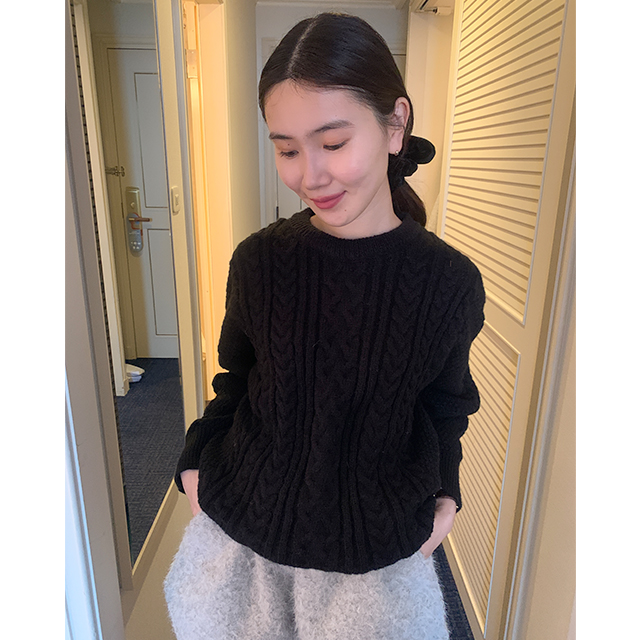 ルーズフィットケーブルニット | ファッション通販サイト NUGU