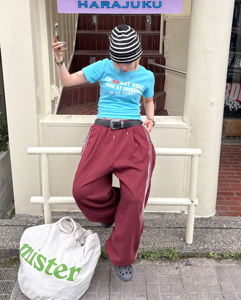 HELLOID ビブパンツ　ユニセックス　M ユニセックス)トラックディテールスウェットパンツ