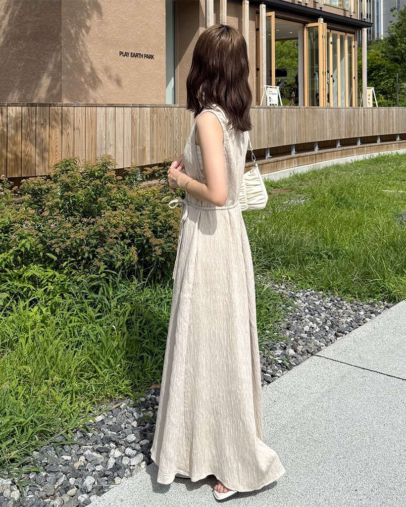 さおりーぬ プリーツスリーブレスロングワンピース | ファッション通販