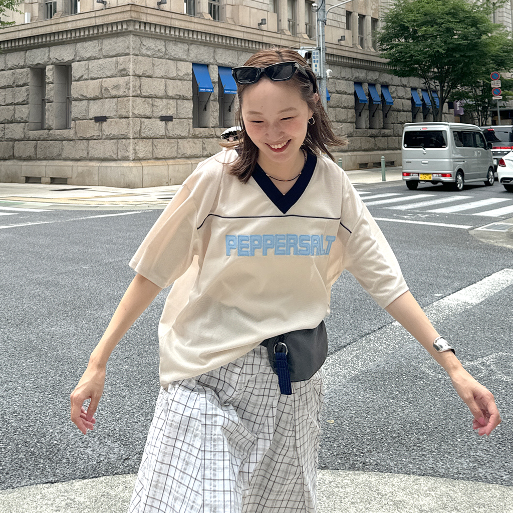 レタリング V ネックメッシュT シャツ | ファッション通販サイト
