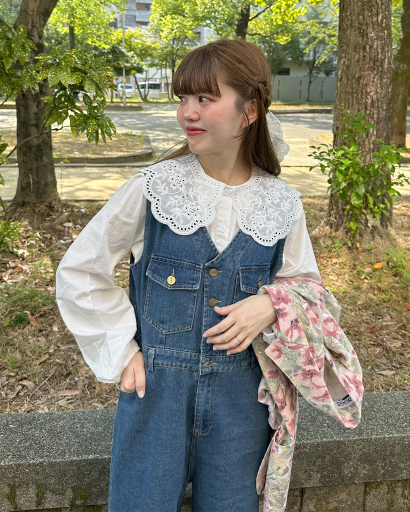 Vネックスリーブレスボタンデニムジャンプスーツ | ファッション