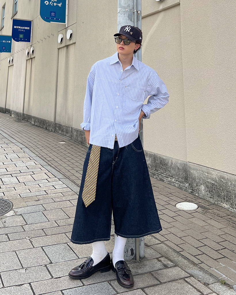 くむる カットオフストライプクロップドシャツ | ファッション通販
