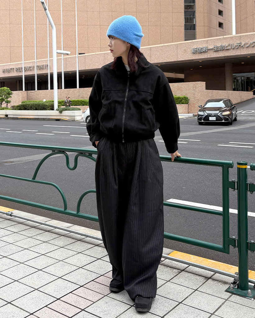 ユニセックス)ピンタックワイドストライプスラックス | ファッション