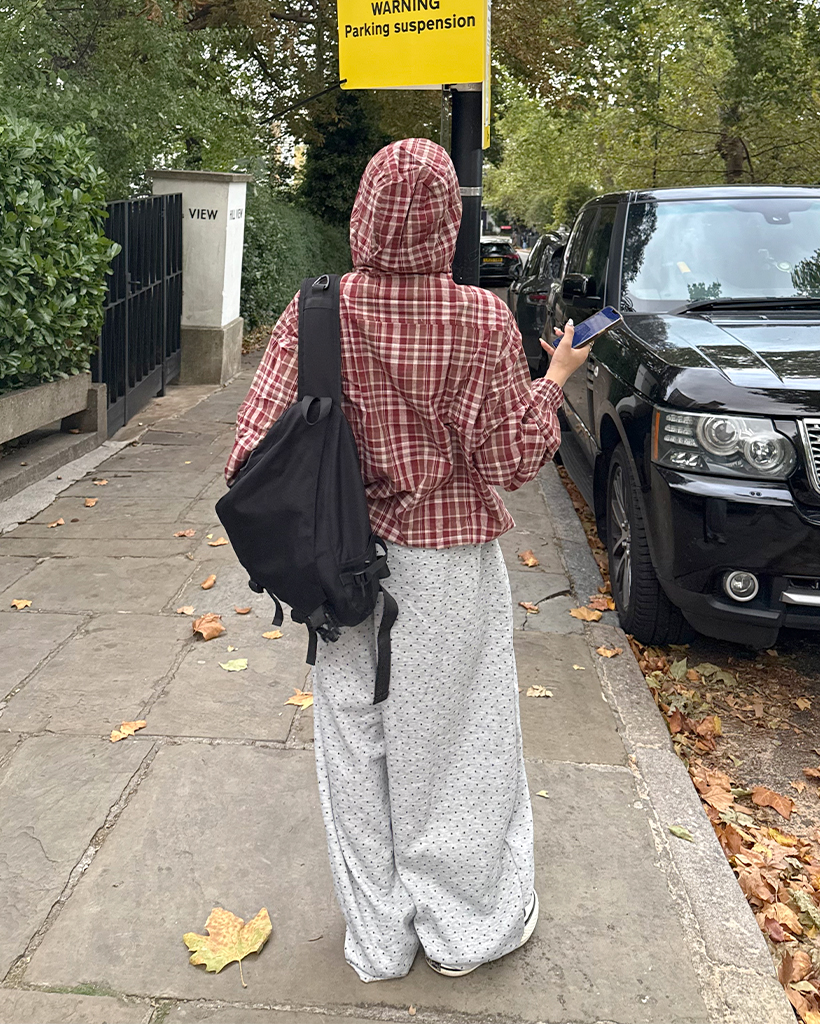 新品フードネック　ヤンチェオンテンバール J_O - JANTJE_ONTEMBAAR