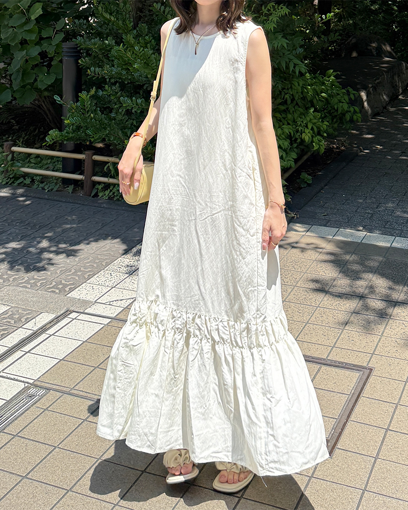 シャーリングノースリーブロングワンピース | ファッション通販