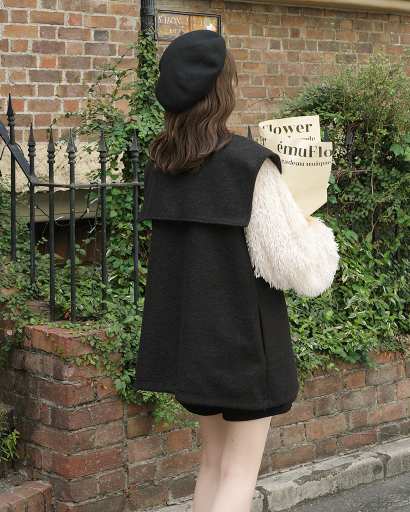 2回再販](ORIGINAL) ヘアリーウェーブケープボタンベスト