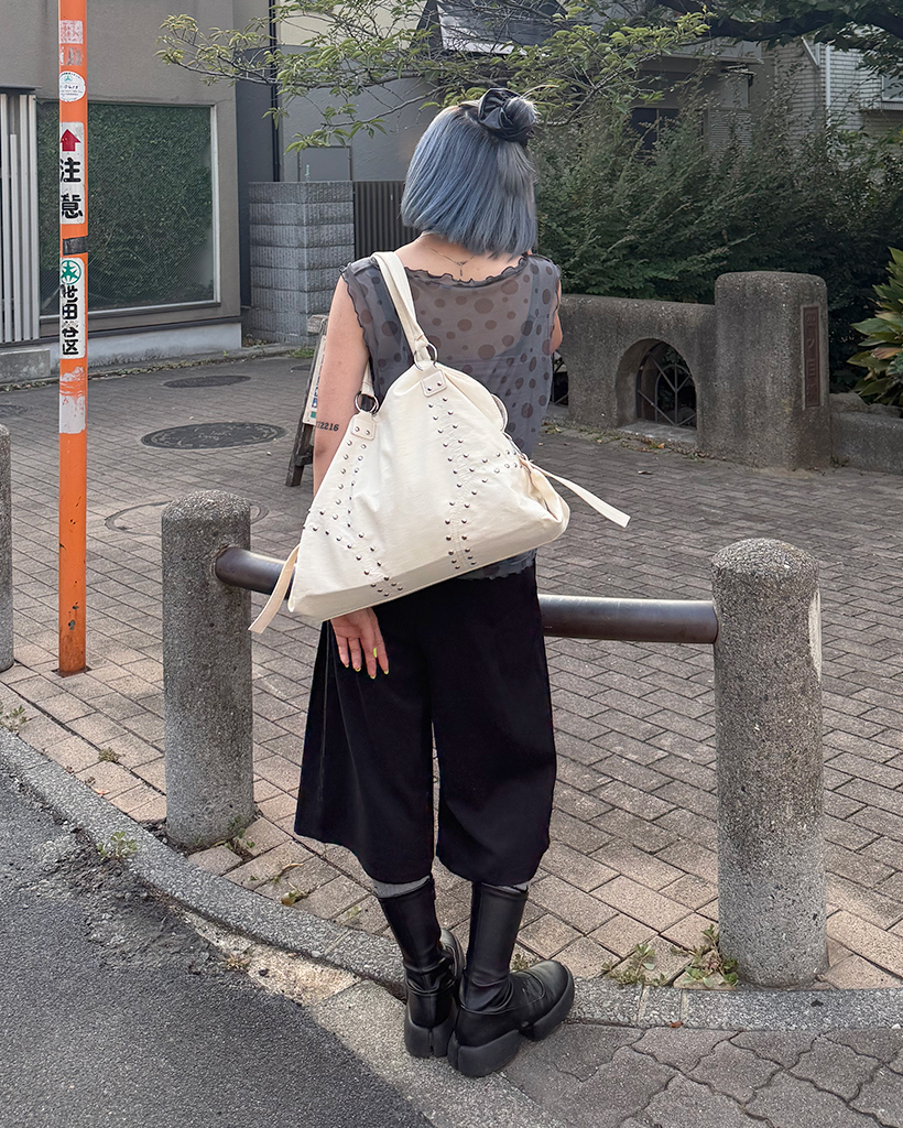 ゆん スタッズボストンバッグ | ファッション通販サイト NUGU