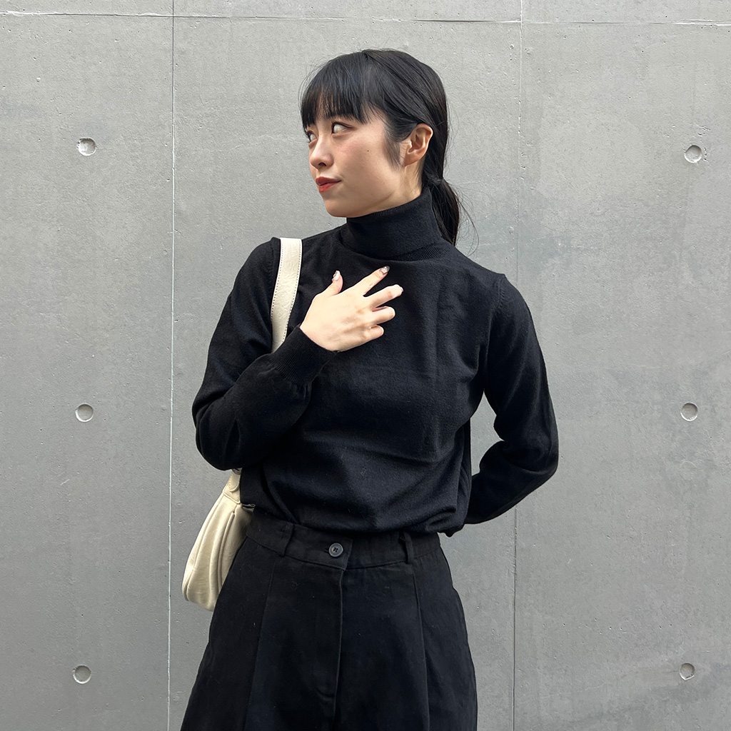 VIRINA 黒 ニット タートルネック ネックウォーマー VIRINA 黒 ニット タートルネック ネックウォーマー ベーシック